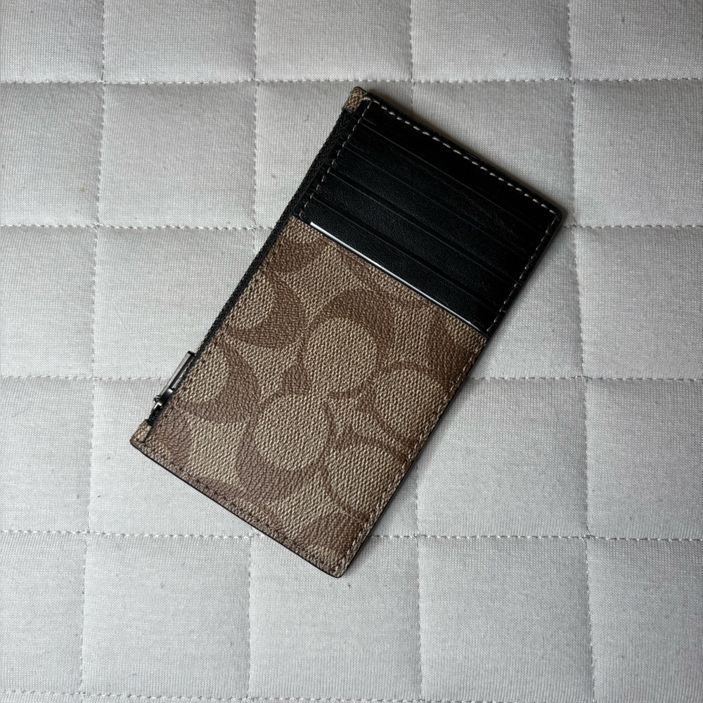 Coach Zip Card Case - Skull Gummy Tan and Blue Wallet - Picture 2 of 2